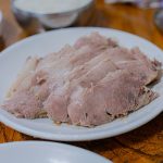 Kulinarna podróż przez świąteczne tradycje: od staropolskiej baraniny po meksykańskie mole