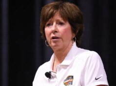 Były trener koszykówki w college’u wygłasza tyradę skierowaną przeciwko ICE i wzywa Republikanów do postawienia Trumpa w stan oskarżenia
| przegladursynowski.pl Były trener koszykówki w college'u wygłasza tyradę skierowaną przeciwko ICE i wzywa Republikanów do postawienia Trumpa w stan oskarżenia
| przegladursynowski.pl