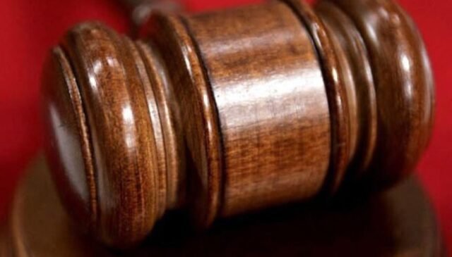 Dodatkowe zarzuty dla trzech absolwentów szkół średnich oskarżonych o napaść na tle seksualnym na koleżankę z klasy na imprezie w Roselle
| przegladursynowski.pl