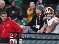 George Kittle radził sobie, a potem świętował, pijąc tequilę
| przegladursynowski.pl George Kittle radził sobie, a potem świętował, pijąc tequilę
| przegladursynowski.pl