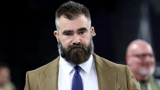 Jason Kelce mówi, że gracze Eagles wspólnie obwiniają zwolnionego koordynatora Kevina Patullo za błędy w ofensywie
| przegladursynowski.pl