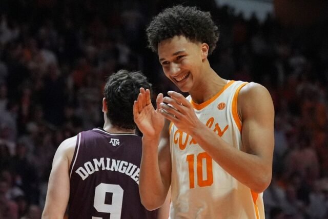 Nate Ament przygotowany na pierwsze starcie nr 24 Tennessee-Kentucky
| przegladursynowski.pl