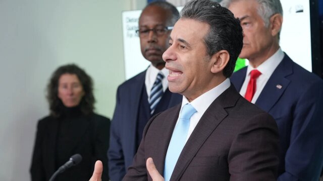 Plan przeglądu leków komisarza FDA wywołuje niepokój w całej agencji
| przegladursynowski.pl