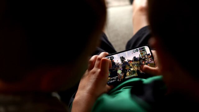 Roblox próbuje uniemożliwić dorosłym w USA rozmawianie z dziećmi na swojej platformie
| przegladursynowski.pl