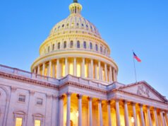 Rząd USA: administrator systemu Izby Reprezentantów ukradł 200 telefonów przyłapanych przez dział IT Izby Reprezentantów
| przegladursynowski.pl Rząd USA: administrator systemu Izby Reprezentantów ukradł 200 telefonów przyłapanych przez dział IT Izby Reprezentantów
| przegladursynowski.pl