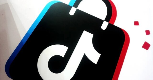 Sklep TikTok pokazał mi sugestie wyszukiwania produktów z symboliką nazistowską
| przegladursynowski.pl