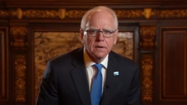 Tim Walz potępia „chaos i traumę” ICE w Minneapolis
| przegladursynowski.pl