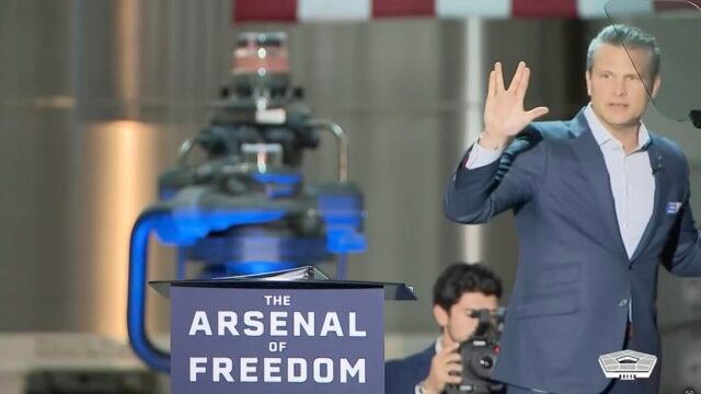 Trasa Pentagonu „Arsenal of Freedom” zapożycza nazwę z odcinka Star Trek – o zabójczej sztucznej inteligencji
| przegladursynowski.pl