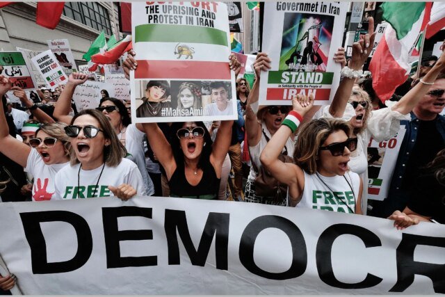 Tysiące irańskich pracowników technologicznych w Dolinie Krzemowej wzywają do podjęcia pilnych działań w Iranie
| przegladursynowski.pl