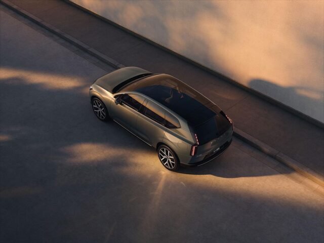 Zapowiedź SUV-a Volvo EX60: zasięg 400 mil, 670 KM i Google Gemini na pokładzie
| przegladursynowski.pl