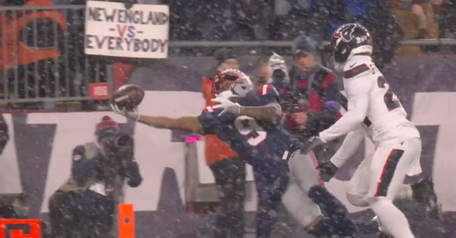 Złapanie TD przez Kayshona Boutte’a z pełnym wyciągnięciem to moment, który warto zapamiętać podczas play-offów NFL
| przegladursynowski.pl