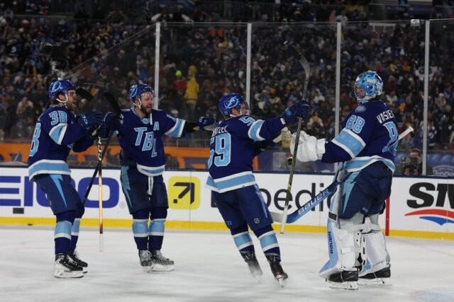 Hot Lightning stara się ujarzmić rosnące szable | przegladursynowski.pl Hot Lightning stara się ujarzmić rosnące szable
| przegladursynowski.pl