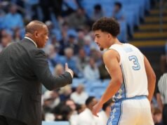 Nowy PG Derek Dixon awansuje na 16. miejsce w Karolinie Północnej, a następnie Syracuse
| przegladursynowski.pl Nowy PG Derek Dixon awansuje na 16. miejsce w Karolinie Północnej, a następnie Syracuse
| przegladursynowski.pl