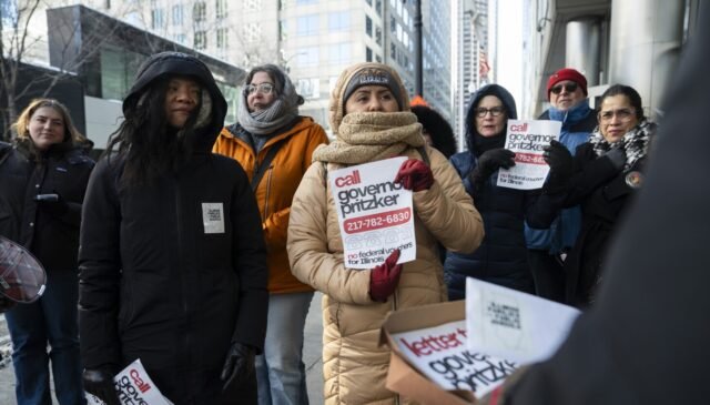 Pritzker wciąż decyduje, czy Illinois przyłączy się do federalnego programu finansującego stypendia dla szkół prywatnych
| przegladursynowski.pl